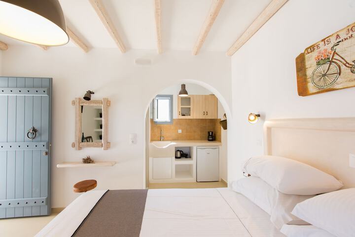 Room 13 of 68