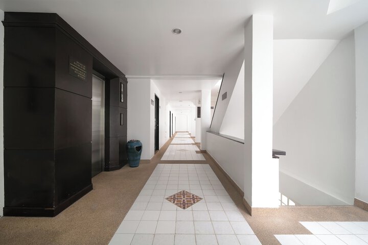 Hotel 3 of 86
