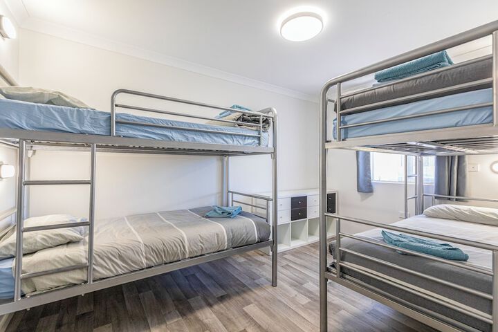 Room 15 of 89