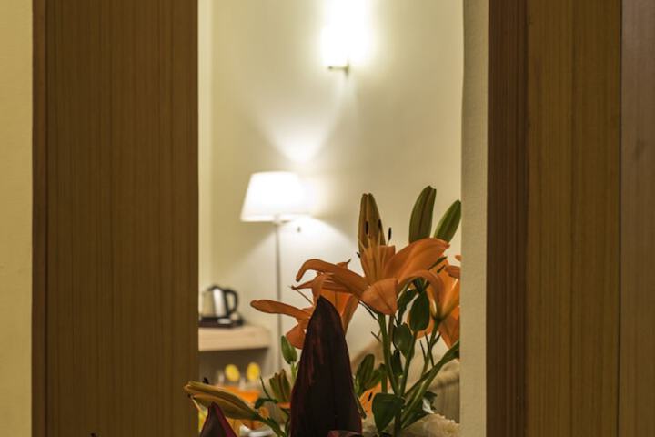 Room 18 of 94