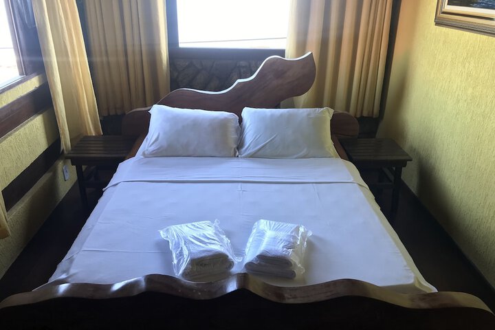Room 4 of 42