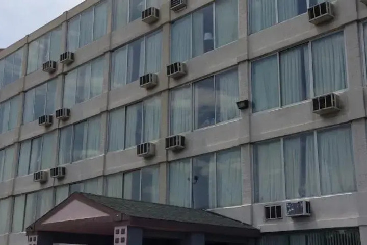 Image of SUPER 8 MOTEL EAST HAZEL CREST