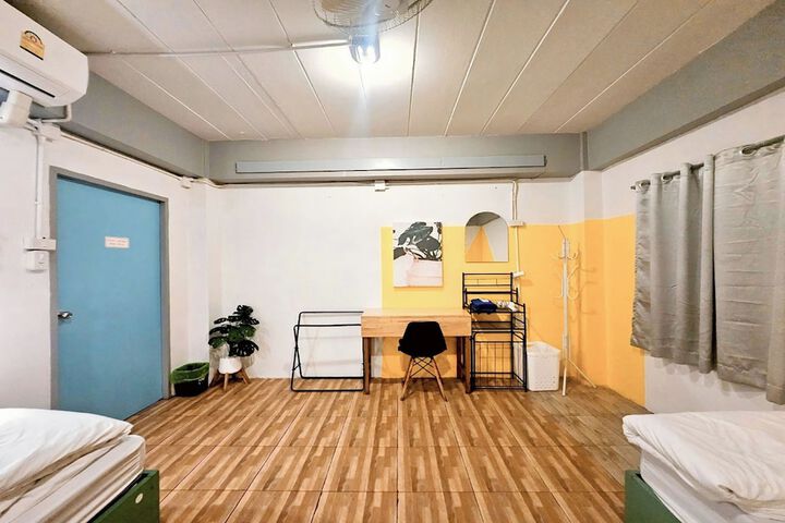 Room 46 of 94