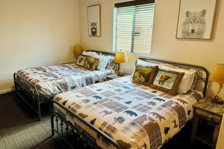 Room 16 of 30
