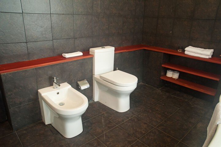 Clean Restrooms