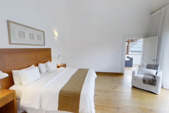 Room 21 of 71