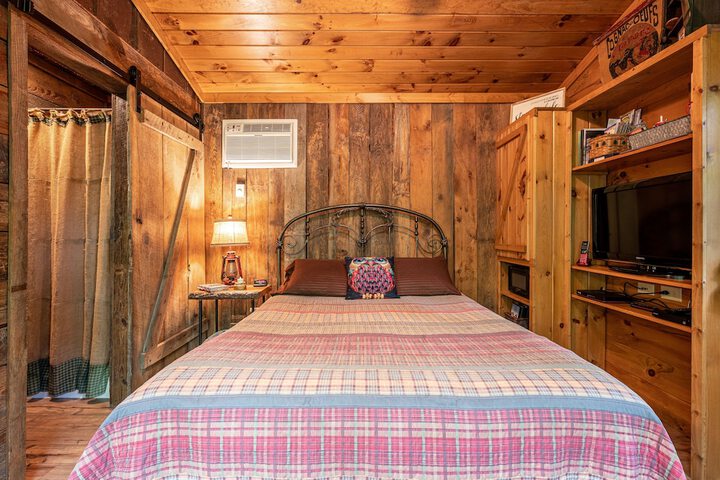 Room 3 of 26