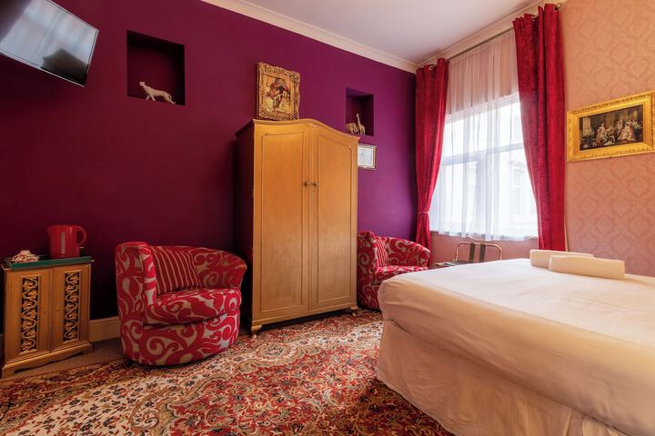 Room 21 of 65