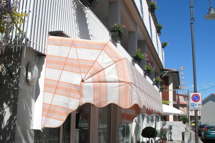 Hotel 67 of 71
