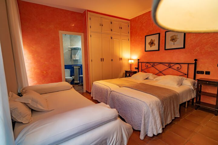 Room 21 of 51