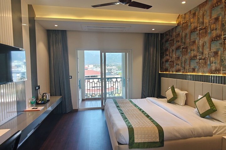 Room 36 of 54
