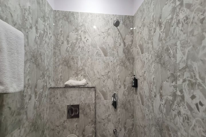 Room 60 of 75