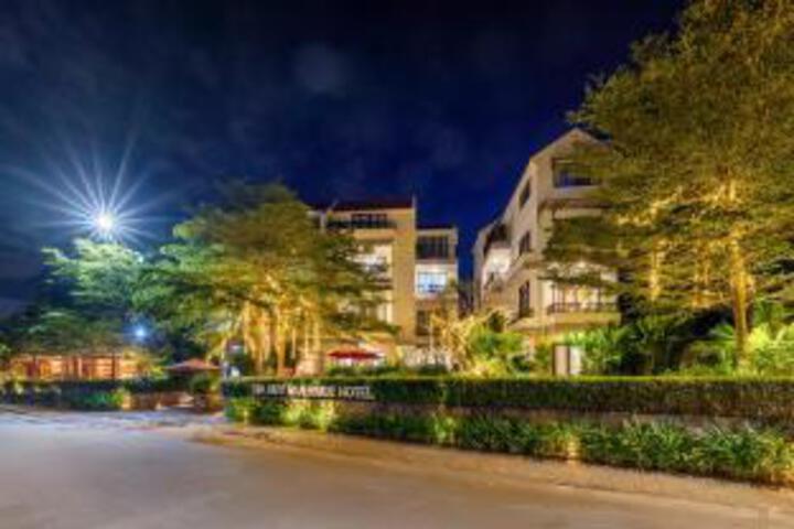 Hotel 7 of 23