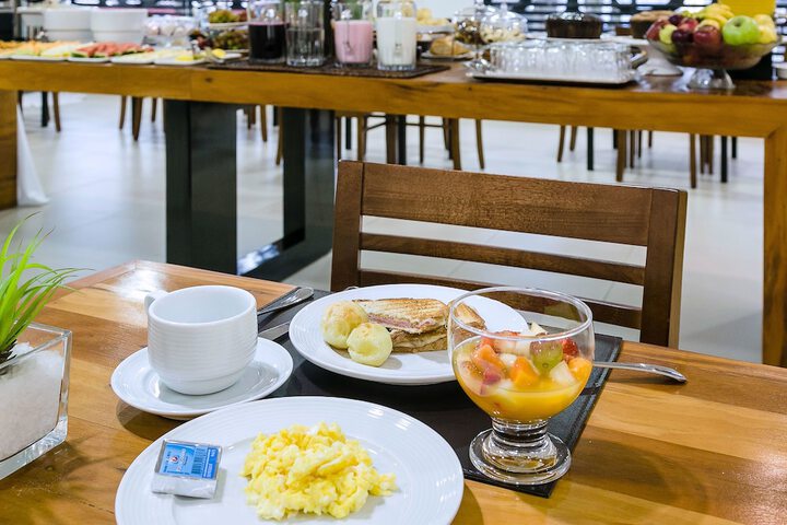 Breakfast/Coffee Service 28 of 31