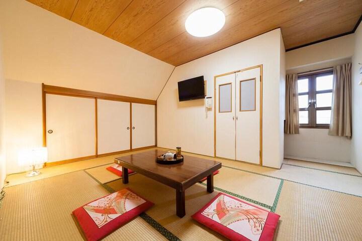 Room 20 of 74