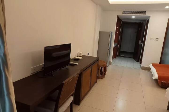 Room 49 of 178