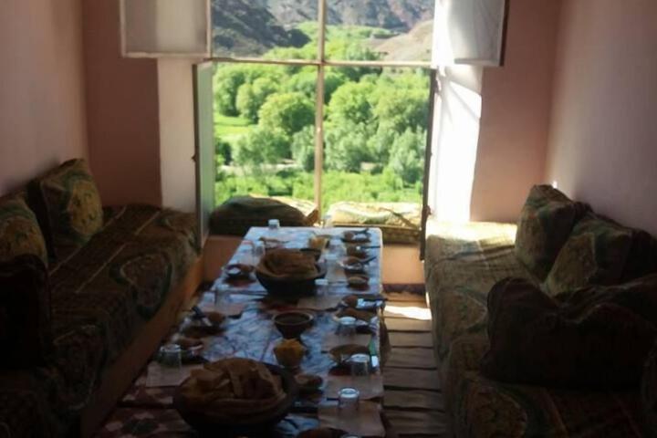 Breakfast/Coffee Service 2 of 16