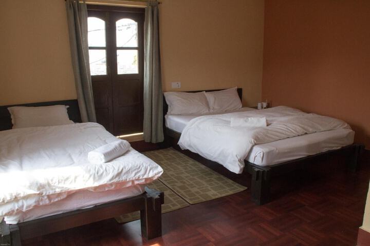 Room 18 of 43