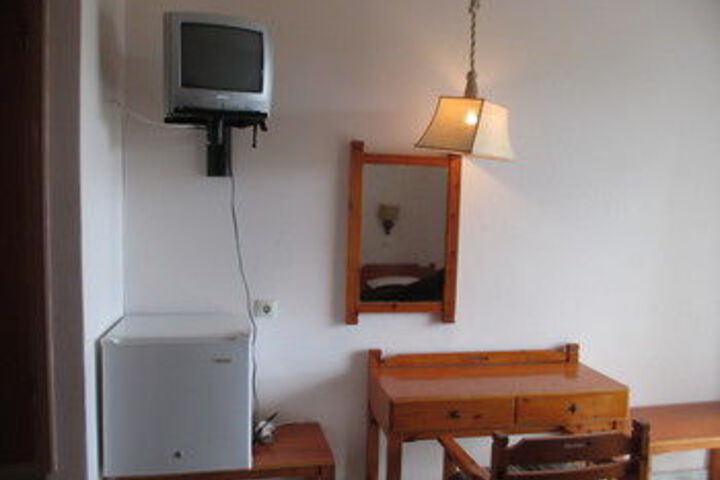 Room 7 of 10