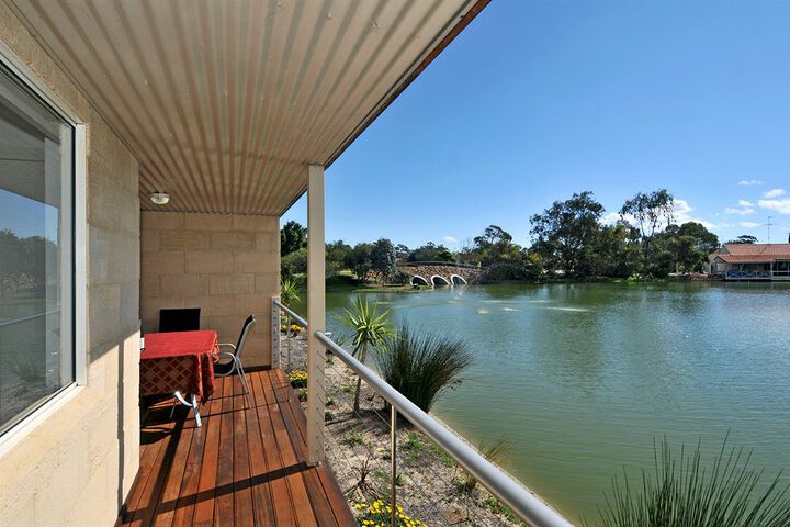 Terrace/Patio 14 of 24
