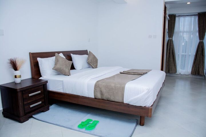 Room 3 of 22