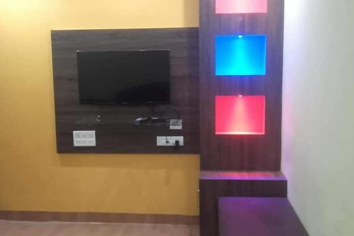 Room 7 of 49