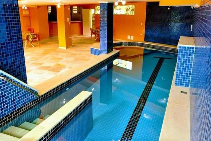 Pool Hotel