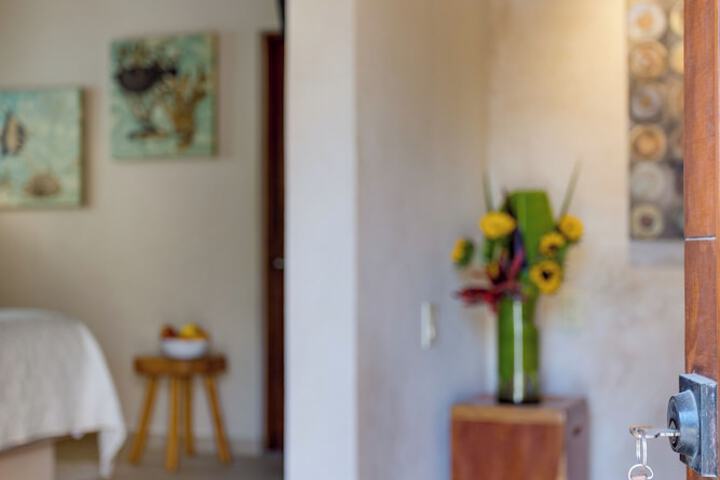 Room 4 of 39