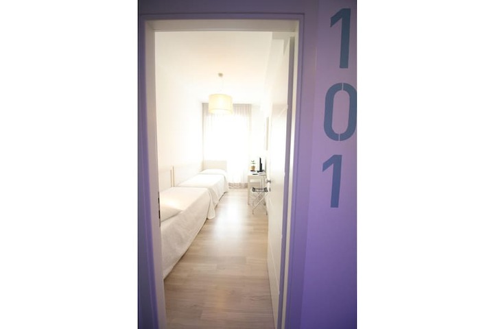 Room 21 of 63