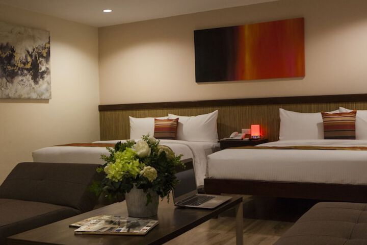 Room 9 of 40