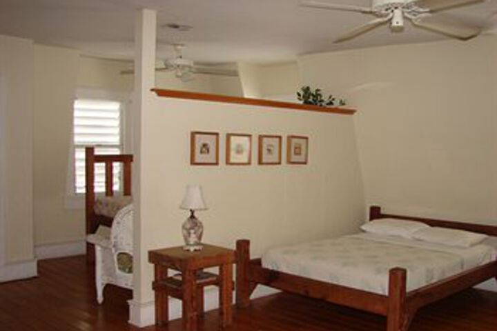 Room 8 of 37