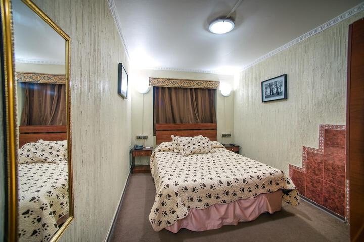 Room 17 of 45