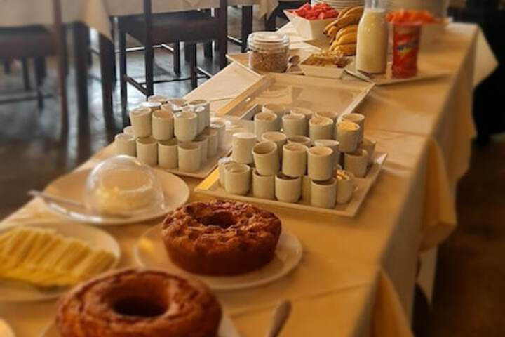 Breakfast/Coffee Service 15 of 26