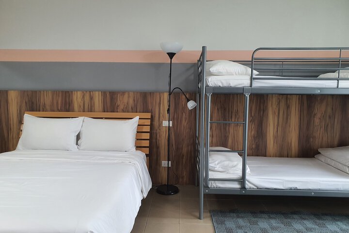 Room 27 of 49