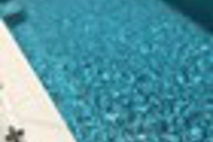 Pool 104 of 159