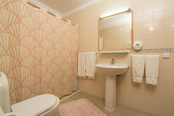 Clean Restrooms