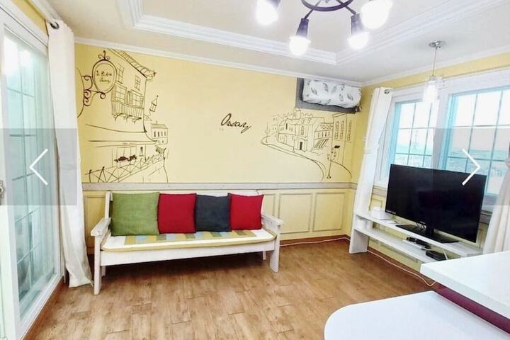 Room 9 of 63