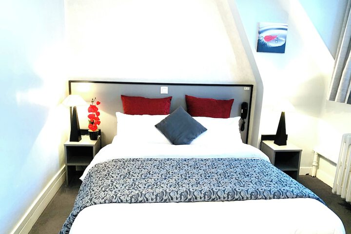 Room 15 of 45
