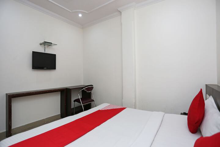 Room 14 of 26