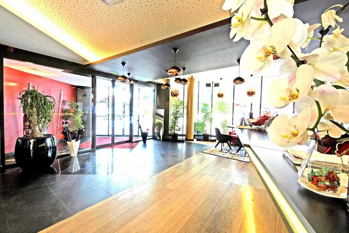 Lobby Photos