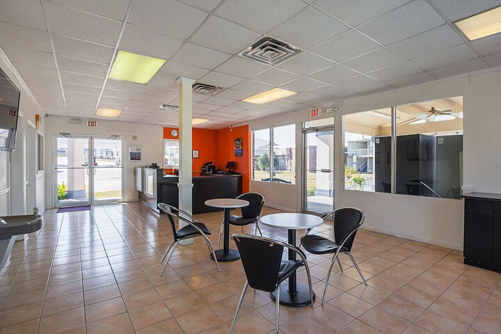 Guest Lobby