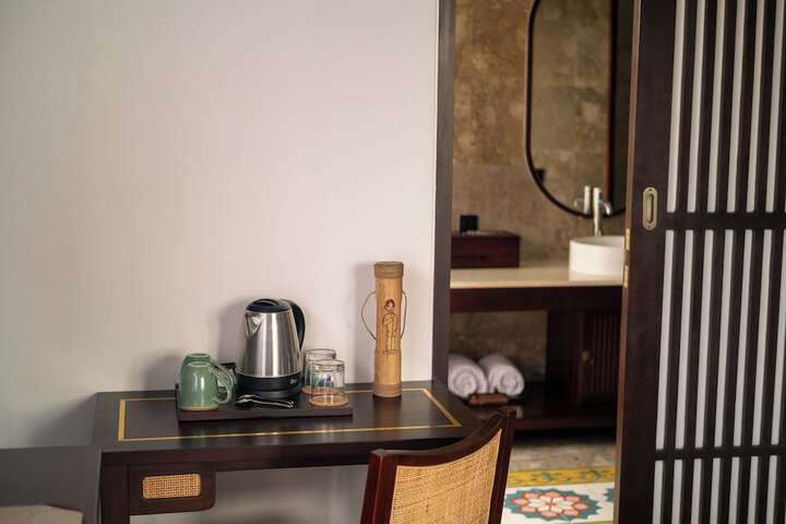 Room 27 of 55