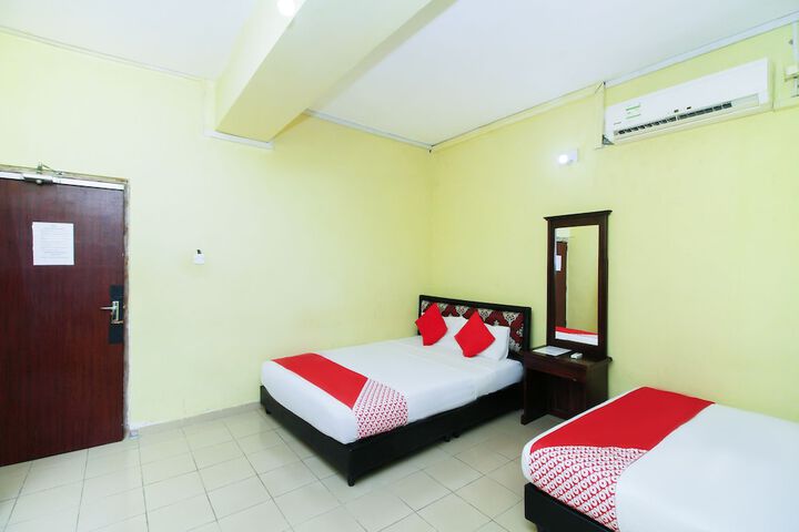 Room 25 of 70