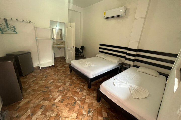 Room 2 of 17