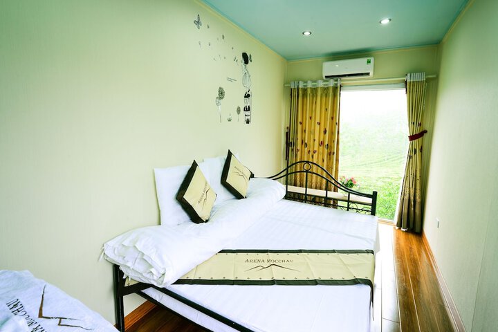 Room 11 of 26