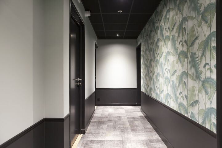 Ballroom/Hall 43 of 46