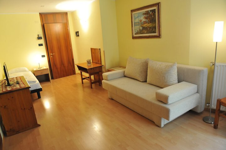 Room 28 of 101