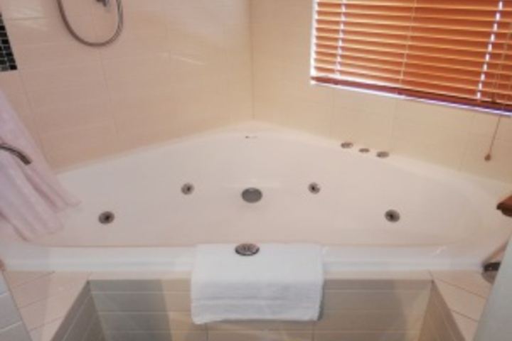 Hot Tub 273 of 420