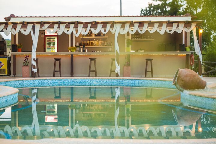 Pool 74 of 95