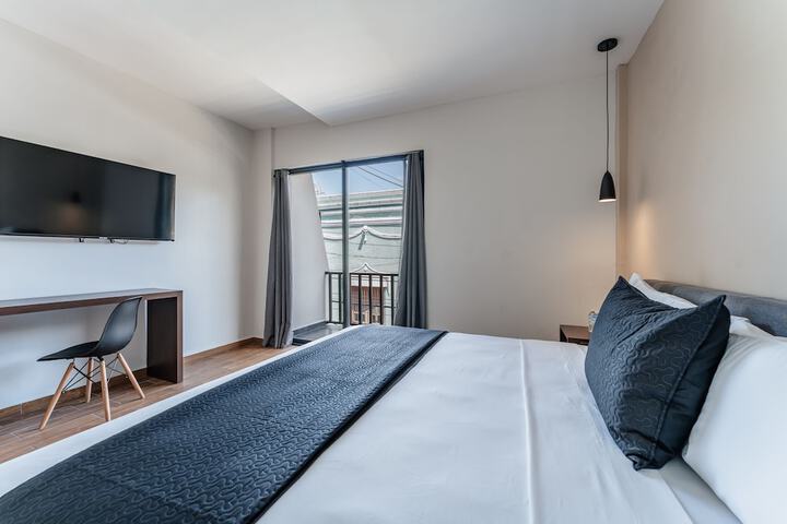 Room 15 of 34